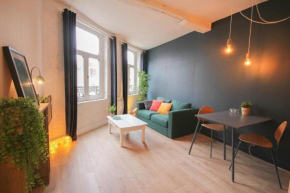 In the heart of Old Lille: Rue de la Monnaie